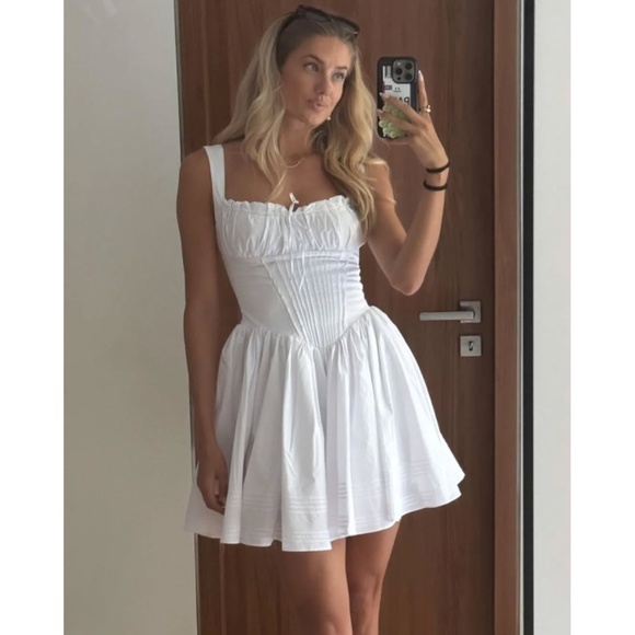 NEW House of CB Natassia Dress White Medium - Picture 14 of 17